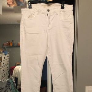 American Eagle white skinny jeans